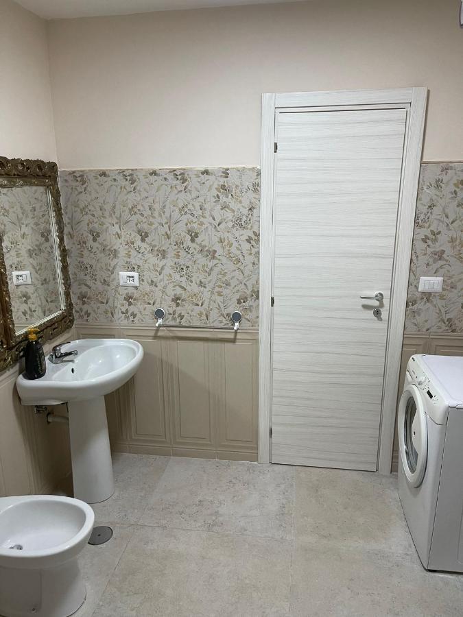 Maison Del Trianon Naples Extérieur photo